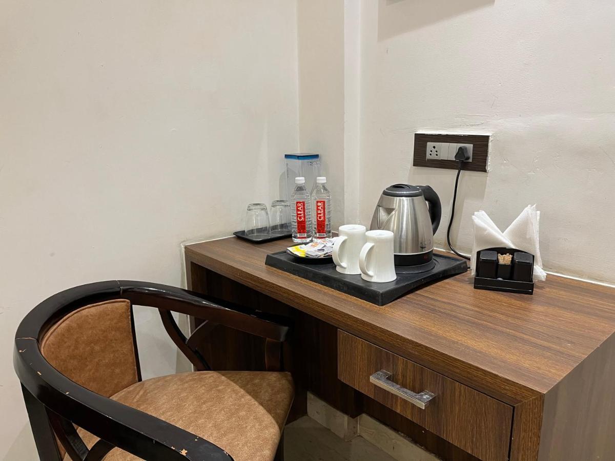 Hotel Kalawati Palace Varanasi Bagian luar foto