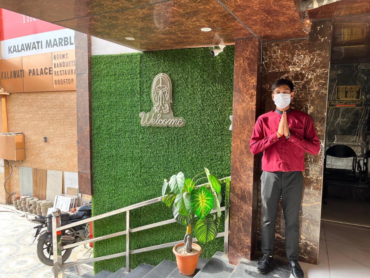 Hotel Kalawati Palace Varanasi Bagian luar foto