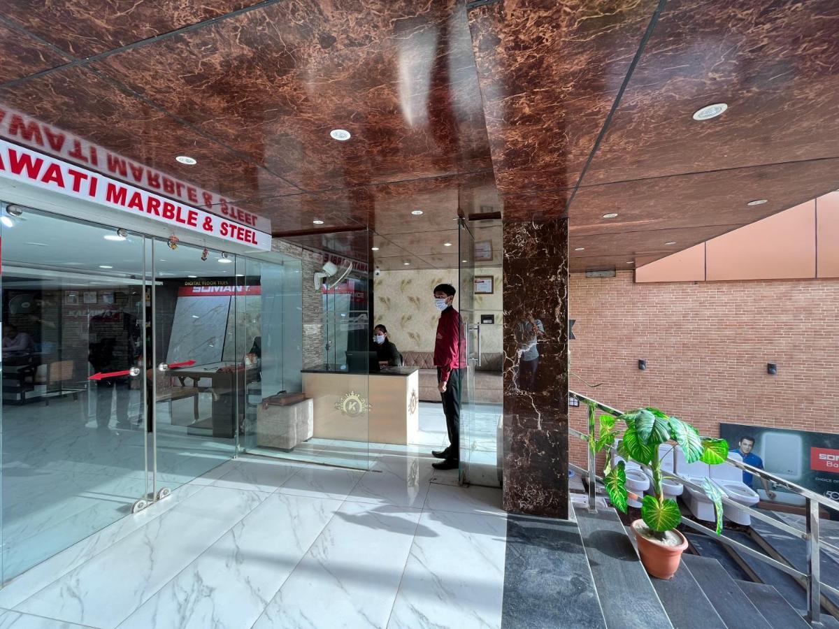 Hotel Kalawati Palace Varanasi Bagian luar foto